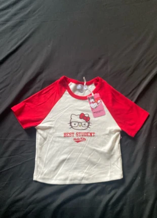 T’shirt hello kitty, brand: Hello Kitty, condition: New with tags, size: XS, €5.00, €5.95 includes Buyer Protection