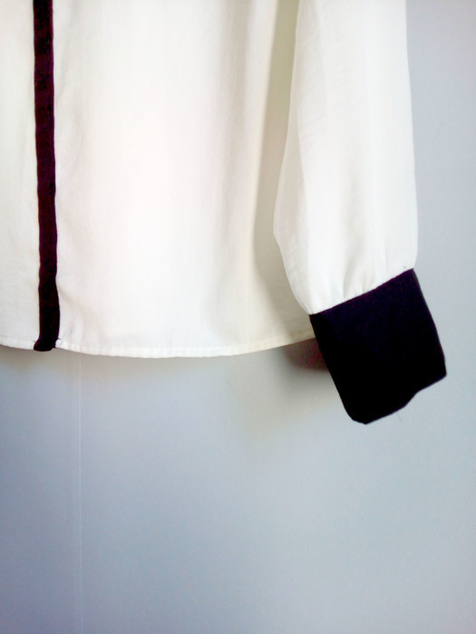 chemise blanche fluide détails noirs 3