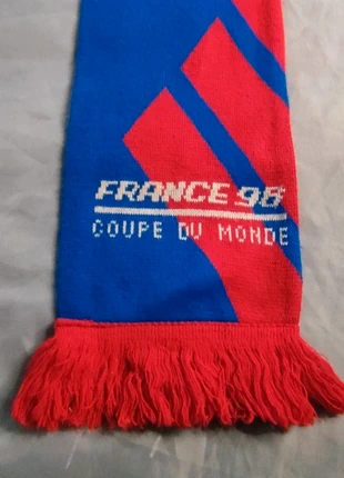 Écharpe vintage écharpe France 98 Adidas, brand: adidas, condition: Very good, €25.00, €26.95 includes Buyer Protection
