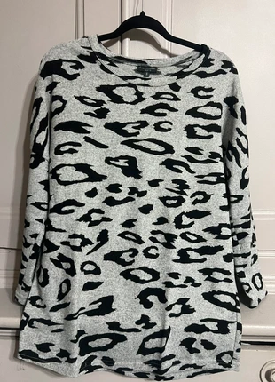 Pull imprimé léopard gris T36, marque: Declaration de mode, état: Très bon état, taille: S / 36 / 8, 8,00 €, 9,10 € Protection acheteurs incluse