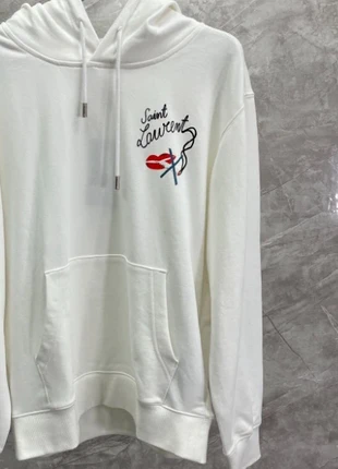 Sudadera Unisex con Capucha.Ideal para Otono e Invierno, marke: Yves Saint Laurent, zustand: Sehr gut, größe: M, 40,00 €, 42,70 € inklusive Vinted-Käuferschutz