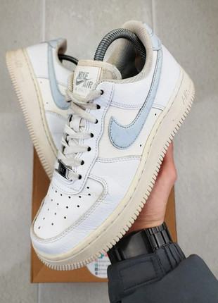 Baskets Sneackers Nike Air Force One AF1 Low 07 << Mini Swoosh Grey >> Taille 36.5, marque: Nike, état: Très bon état, taille: 36.5, 35,00 €, 37,45 € Protection acheteurs (Pro) incluse