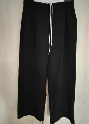 Pantalon noir Zara, brand: Zara, condition: Very good, size: S / 36 / 8, €18.00, €19.60 includes Buyer Protection