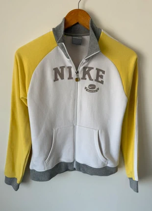 Nike veste blanc et jaune junior fille taille 12 ans (100% coton), brand: Nike, condition: Very good, size: 12 years / 152 cm, €25.00, €26.95 includes Buyer Protection Pro
