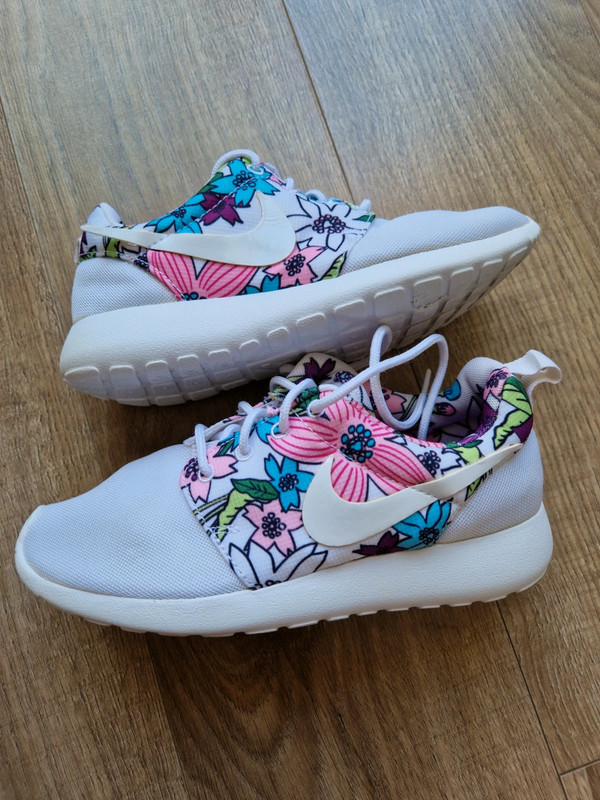 Nike roshe clearance run floral bleu