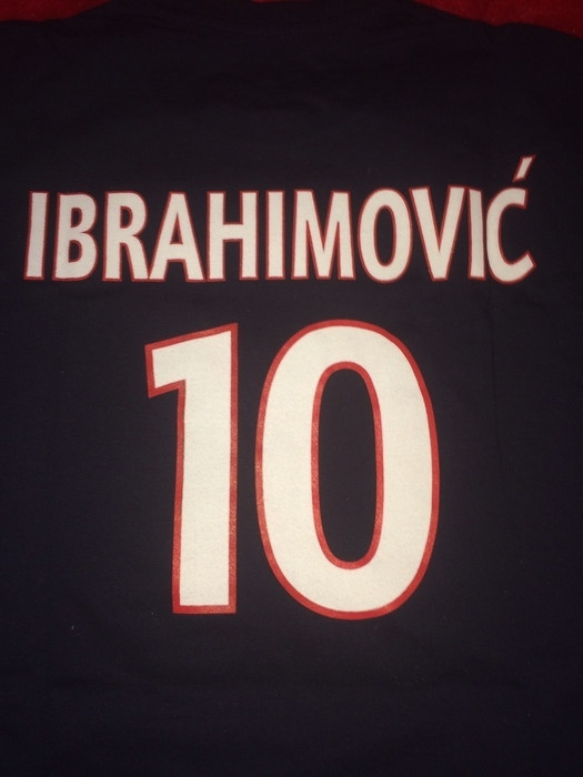 Haut PSG Ibrahimović 2