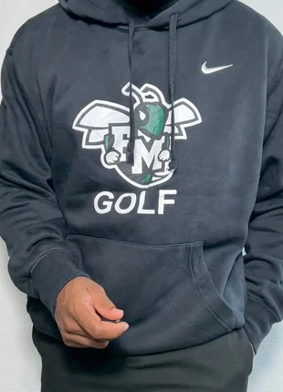 Sweat shirt Nike à capuche noir logo brodé taille XL Homme, brand: Nike, condition: Very good, size: XL, €30.00, €32.20 includes Buyer Protection