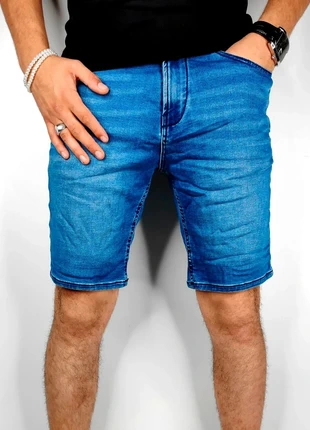 Short regular bleu à rayures pull&bear T.42, marque: Pull & Bear, état: Très bon état, taille: L, 12,00 €, 13,30 € Protection acheteurs (Pro) incluse