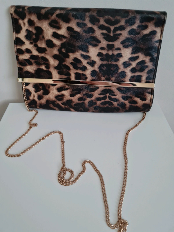 Leopard print clutch bag new 2024 look