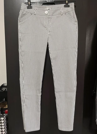 Pantalone elasticizzato aderente M, marque: Donna, état: Neuf sans étiquette, taille: M / 38 / 10, 7,00 €, 8,05 € Protection acheteurs incluse