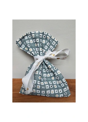 🎀 Petit Pochon / Sac à cadeau  16 x 22 cm 🎁,  Neuf en tissu, fabrication artisanale🪡🧵, marke: Fait Main, zustand: Neu, 2,00 €, 2,80 € inklusive Vinted-Käuferschutz