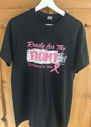 Fight for cancer, merk: Gildan, staat: Heel goed, maat: M, € 5,00, € 5,95 inclusief Kopersbescherming