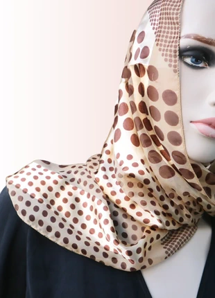 Women’s Luxury Scarf, condition: Very good, £14.00, £15.40 includes Buyer Protection