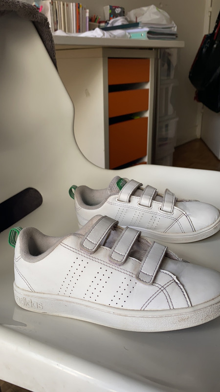 Stan Smith verte a scratch taille 32 Vinted