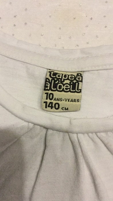 teeshirt  à manches courtes taille 10 ans couleur blanc et imprimer 3