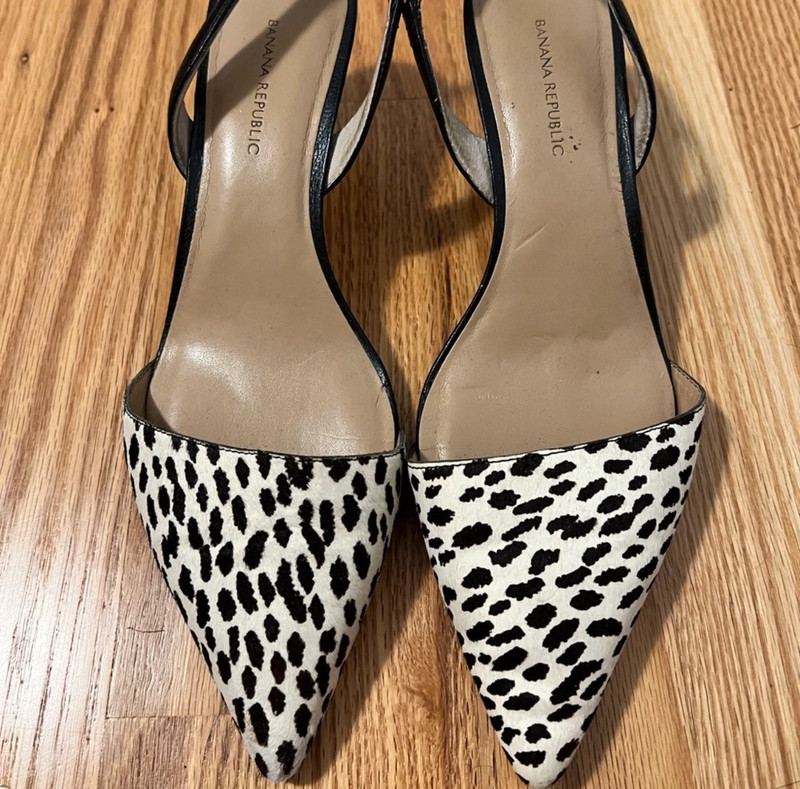 Banana republic kitten deals heels