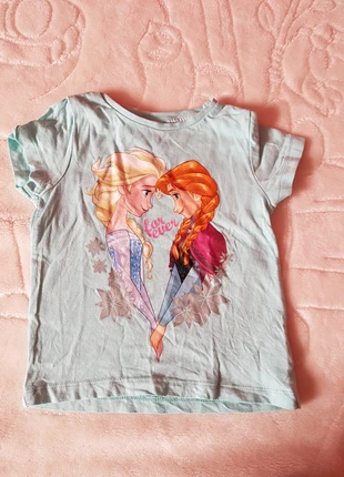 Tee shirt Disney Reine des neiges 4 ans , merk: Disney, staat: Heel goed, maat: 4 jaar / 104 cm, € 3,00, € 3,85 inclusief Kopersbescherming