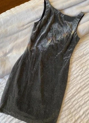 90s Shimmery Silver Boatneck Shift Dress (8), marque: Love, état: Très bon état, taille: S / 36 / 8, 18,00 €, 19,60 € Protection acheteurs incluse