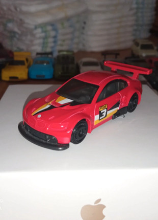 Obrázek k inzerátu: BMW E90 M3 GT2 hot wheels czerwone 