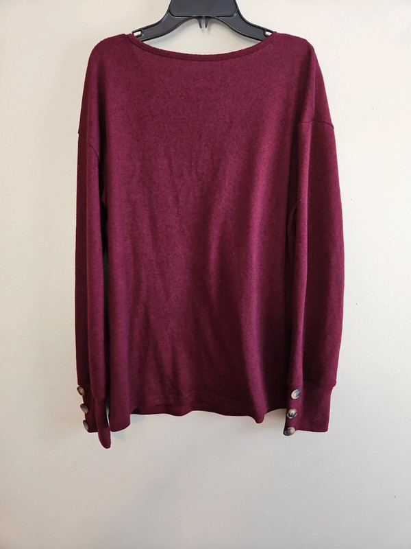 Women's Vneck Sweater 2