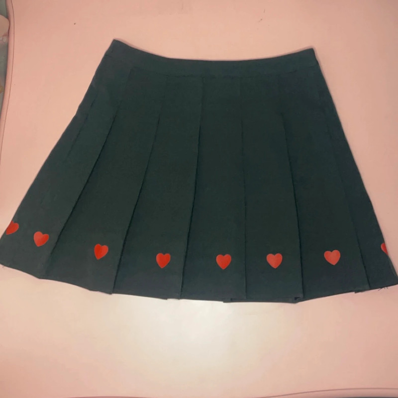 SHEIN Heart Print Pleated Skirt 2
