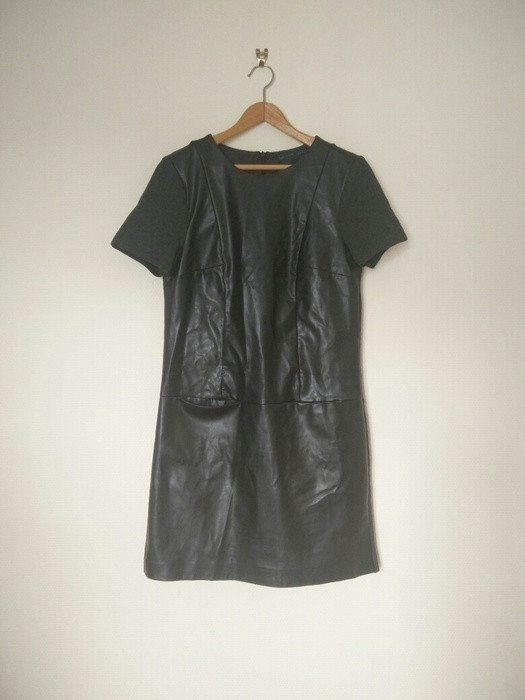 Robe Zara noire devant simili cuir 2