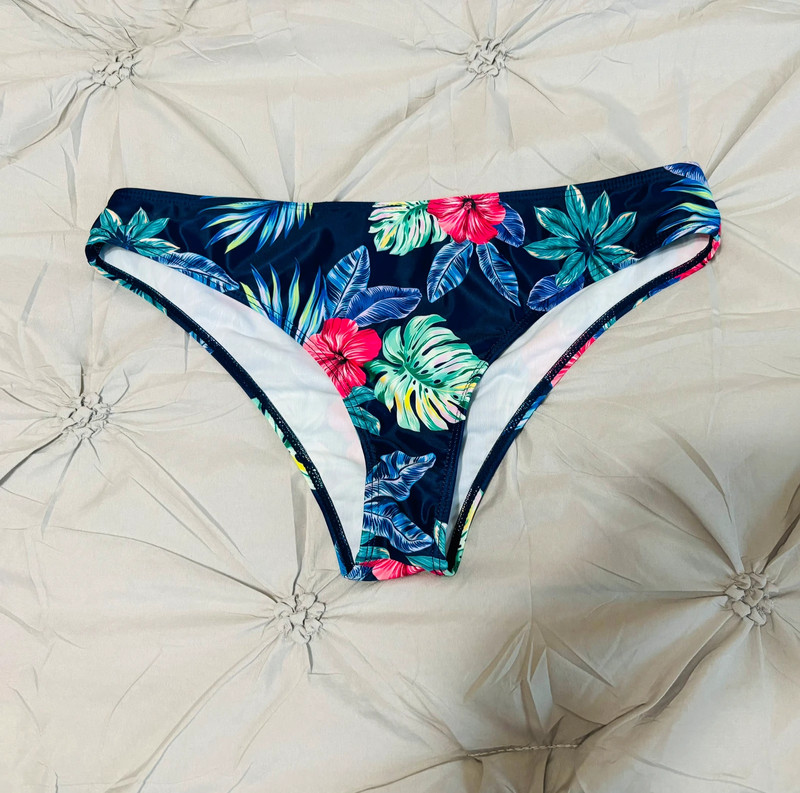 Juniors swim bottoms 1