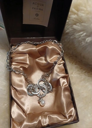 Collana elegante, brand: non saprei, condizioni: Ottime, €9.00, €10.15 include la Protezione acquisti