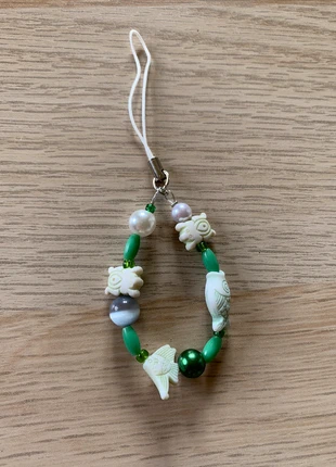 green phone charm, marke: Handmade, zustand: Neu, 6,00 €, 7,00 € inklusive Vinted-Käuferschutz