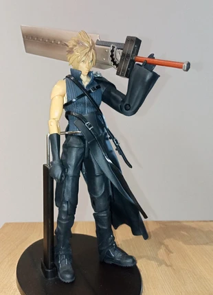 Final fantasy advent children Cloud Strife, merk: Final Fantasy, staat: Heel goed, € 72,00, € 76,30 inclusief Kopersbescherming