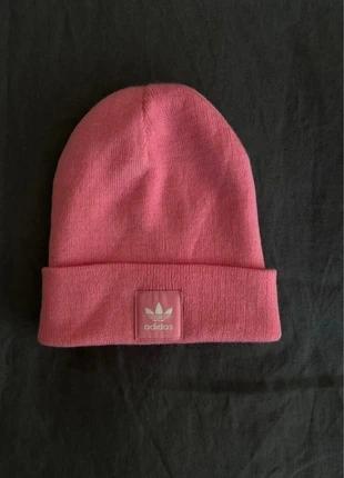 Bonnet Adidas – Rose – Parfait état, marque: adidas, état: Très bon état, taille: Taille unique, 10,00 €, 11,20 € Protection acheteurs incluse