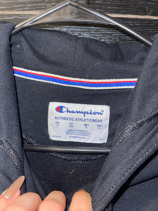 Champion hoodie 4