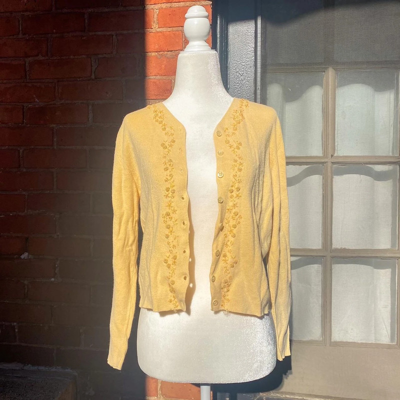 Pastel yellow cardigan 1