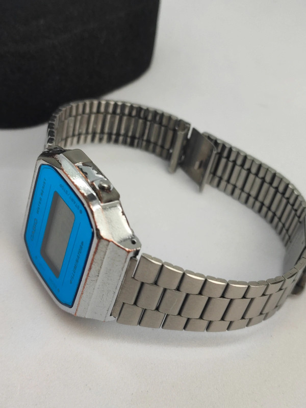 Reloj Casio A168WE con defectos esteticos Vinted