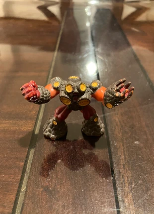 Figurine Gormiti numéro 8 Giochi preziosi, brand: Giochi Preziosi, condition: Good, size: One size, €2.00, €2.80 includes Buyer Protection