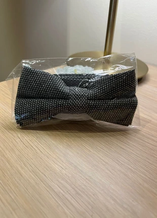 Papillon com padrão pontilhado, merk: Local, staat: Nieuw zonder prijskaartje, € 5,00, € 5,95 inclusief Kopersbescherming