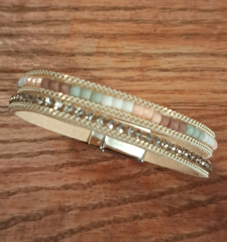 Tan leather bracelet with rhinestones and magnetic clasp 2