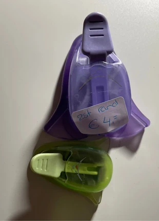 Hoekponsen, merk: Fiskars, staat: Heel goed, € 4,00, € 4,90 inclusief Kopersbescherming