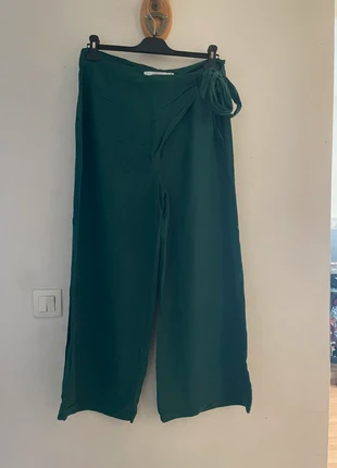 Pantalon, marque: Bershka, état: Très bon état, taille: L / 40 / 12, 9,00 €, 10,15 € Protection acheteurs incluse