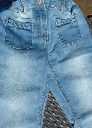 Jeans court, marque: Tape à l'œil, état: Neuf sans étiquette, taille: 7 ans / 122 cm, 3,50 €, 4,38 € Protection acheteurs incluse