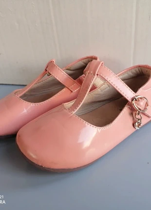 Ballerines en t, intérieur cuir taille 27, état: Très bon état, taille: 27, 5,00 €, 5,95 € Protection acheteurs (Pro) incluse
