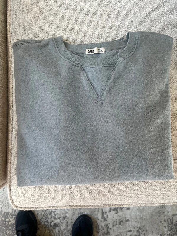 Katin men’s sweatshirt. Size large. Excellent condition 1