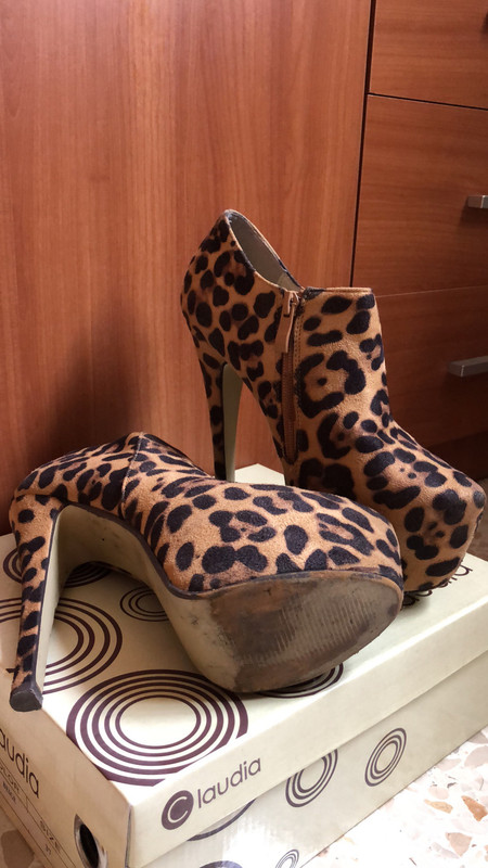Tacones leopardo clearance
