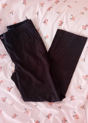 Pantalon de costume femme à rayures noir / gris très foncé Monoprix, marca: Monoprix, estado: Muito bom, tamanho: S / 36 / 8, €5.00, €5.95 inclui Proteção do Comprador