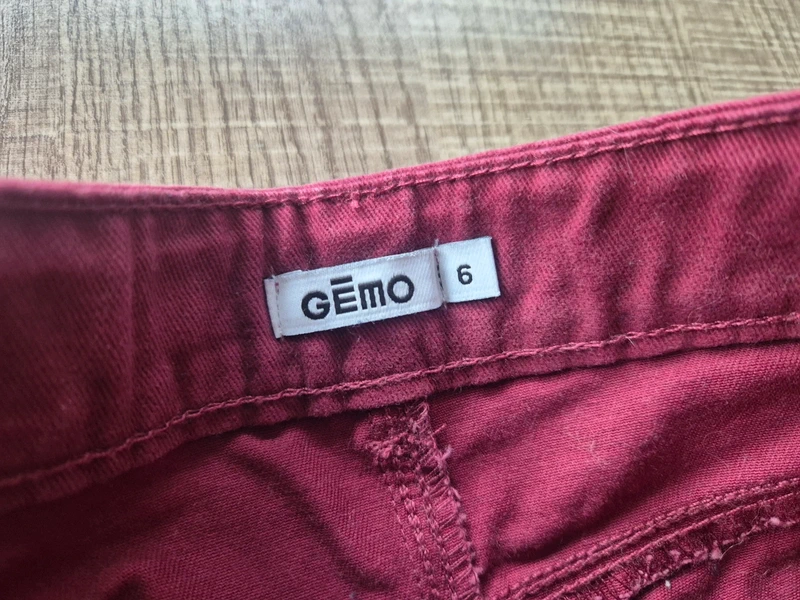 Pantalon Gemo 6 ans comme neuf - photo numéro 3