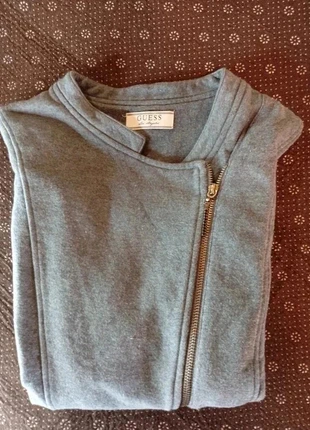 Guess – felpa donna grigio con zip laterale, taglia S, brand: GUESS, condizioni: Nuovo senza cartellino, taglia: S / IT 40 / EU 36, €23.00, €24.85 include la Protezione acquisti