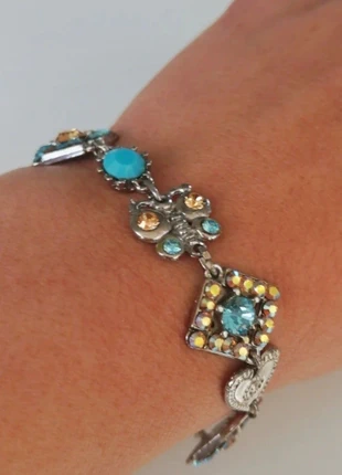 Gourmette argentée strass bleues papillon coeur, marke: Gourmette argentée strass bleues papillon coeur, zustand: Sehr gut, 3,00 €, 3,85 € inklusive Vinted-Käuferschutz