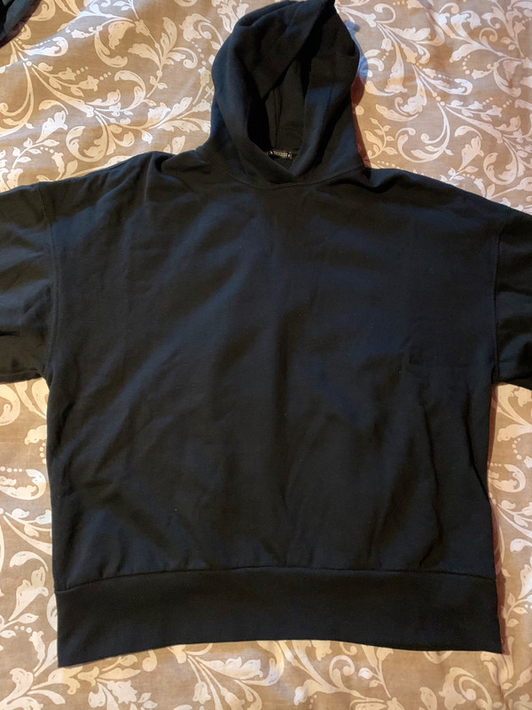 Sweat shirt Zara a capuche manche bouffante Vinted