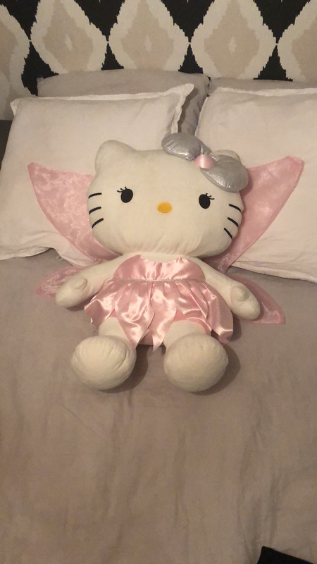 Peluche Hello Kitty géante 70 cm la fée