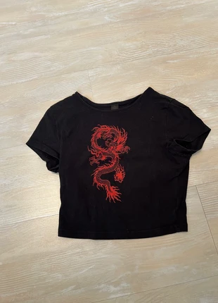 Top noir dragon, marca: Shein, estado: Satisfatório, tamanho: S / 36 / 8, €1.00, €1.75 inclui Proteção do Comprador